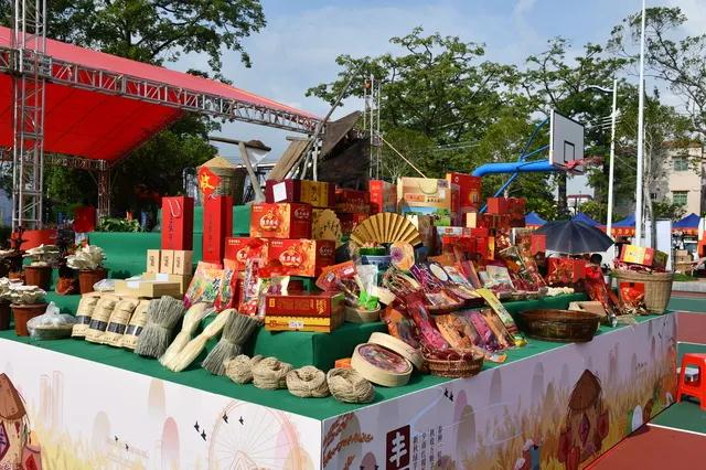 榮業食品參加中山市2020年中國農民豐收節，創新臘味產品備受市民追捧！
